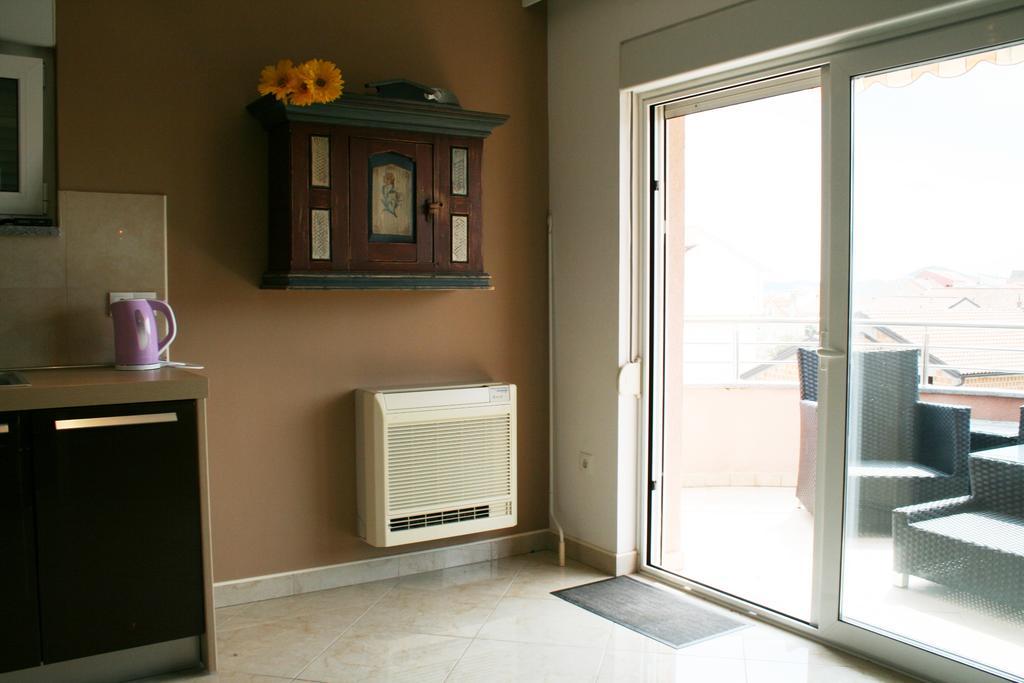 Apartment Frager Vodice Esterno foto