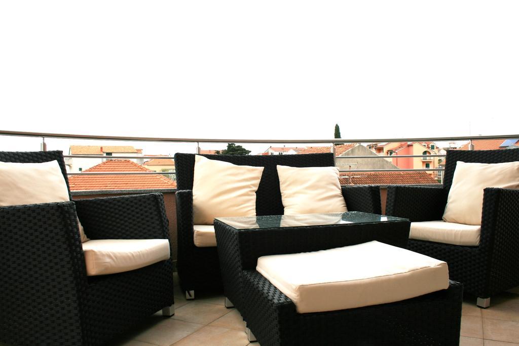 Apartment Frager Vodice Esterno foto