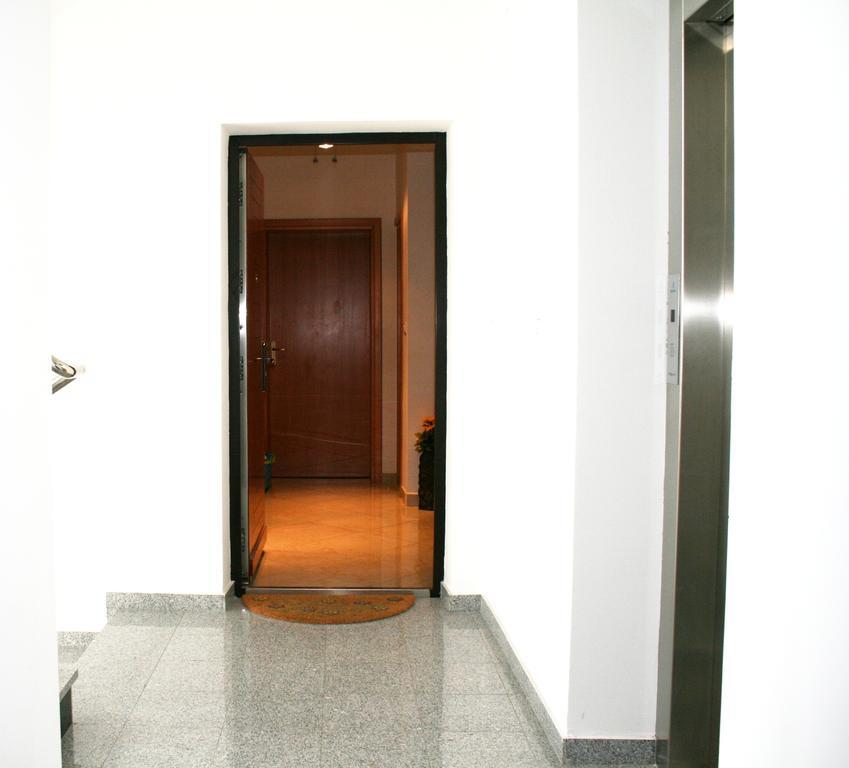 Apartment Frager Vodice Esterno foto
